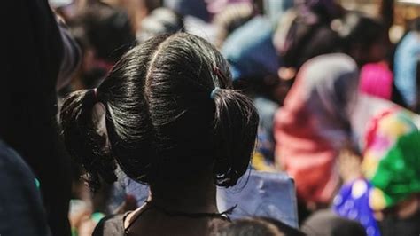 Foto telanjang, rambut kemaluan, dan sensor: Mengapa。